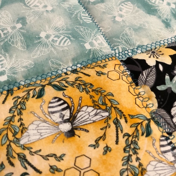 Quilted Table Runner - Picture 3 of 5